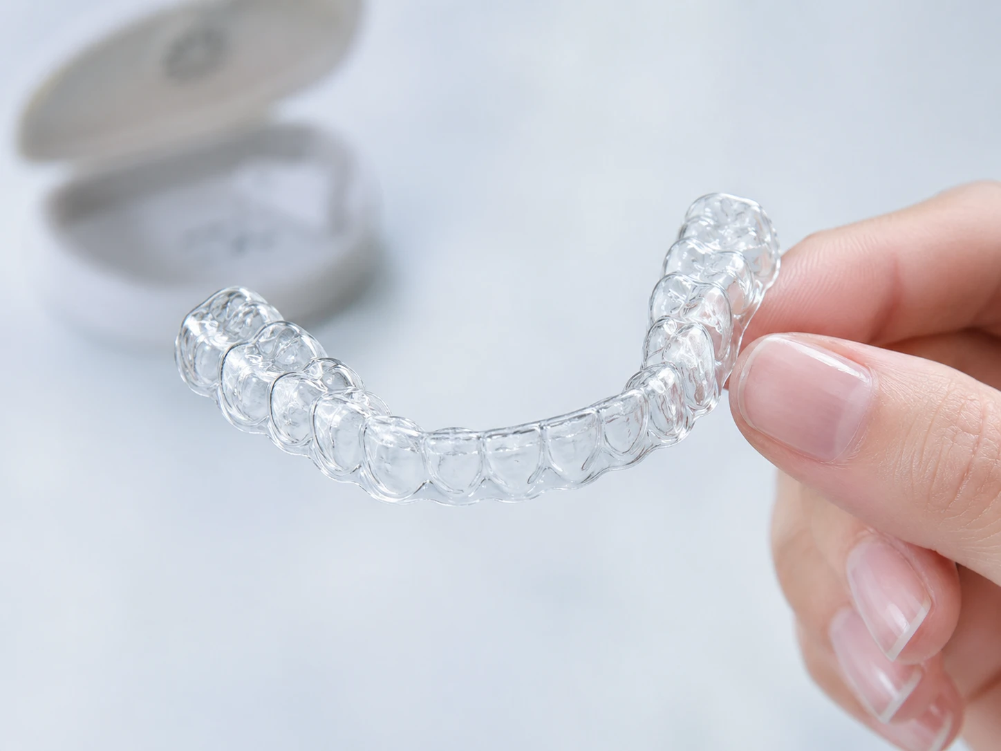 Ретенционная капа после Invisalign для удержания результата